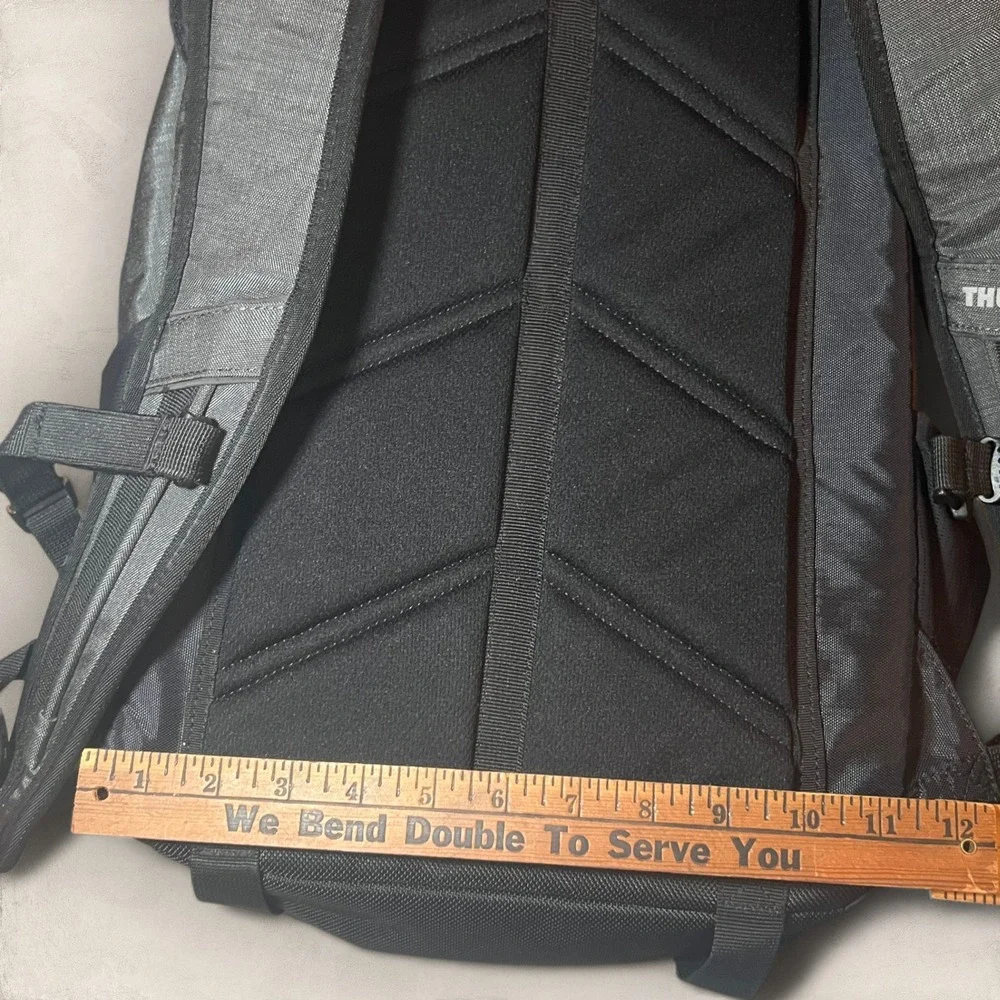 Thule Leed's Branded Backpack Gray HomeAway‎ Logo Padded Laptop Sleeve Tech Bag